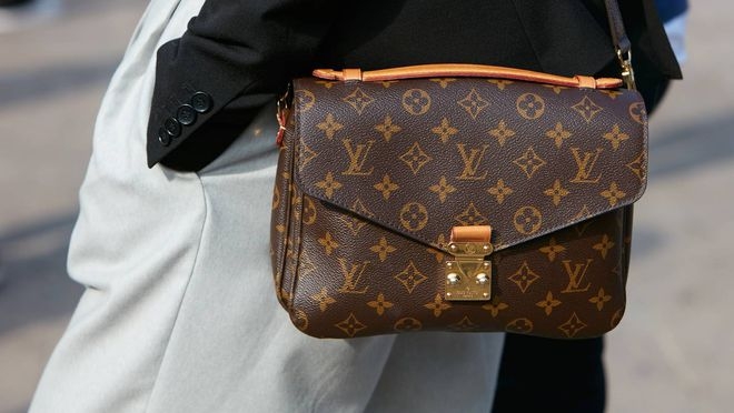 离不开中国！奢侈品巨头市值突破5000亿